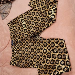 Black and Gold Old Navy pixie pants